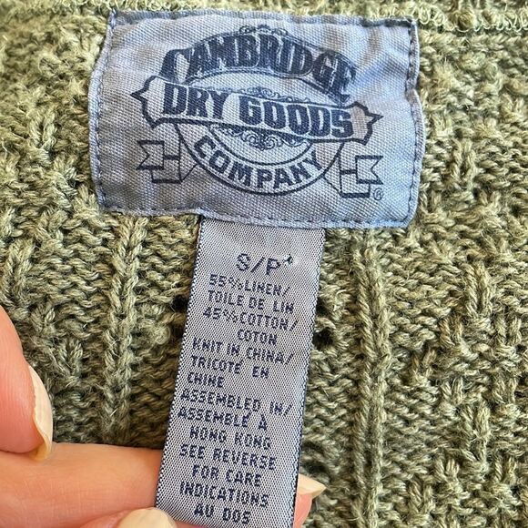 Vtg 80s/90s Cambridge Dry Goods Company sage green wooden beaded sweater vest - Picture 7 of 8